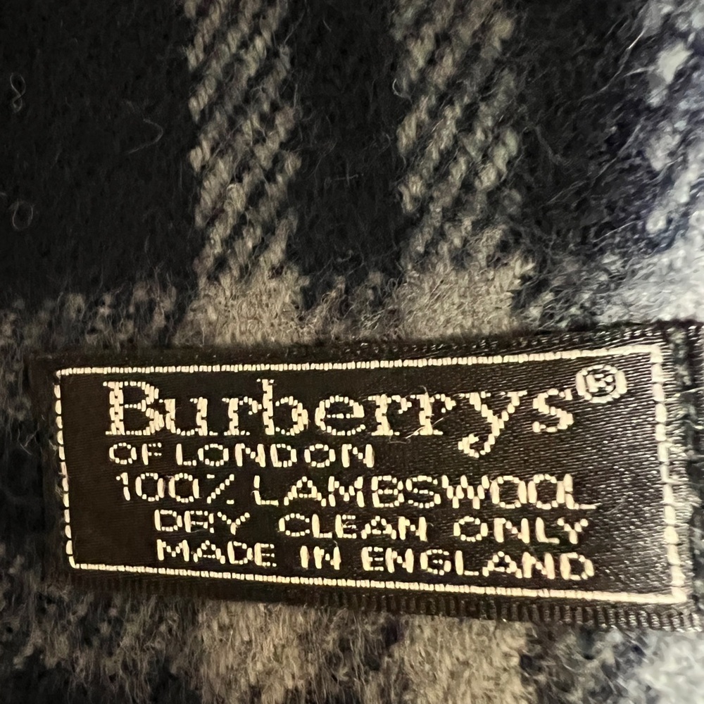 Burberry Plaid Wool Scarf - Picture 7 of 9